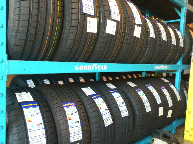Ελαστικά Γέρακας Goodyear